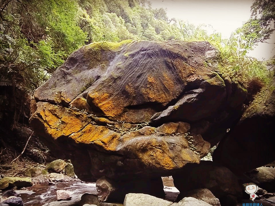 五峰旗瀑布｜宜蘭礁溪最平易近人的步道,抹茶山起點