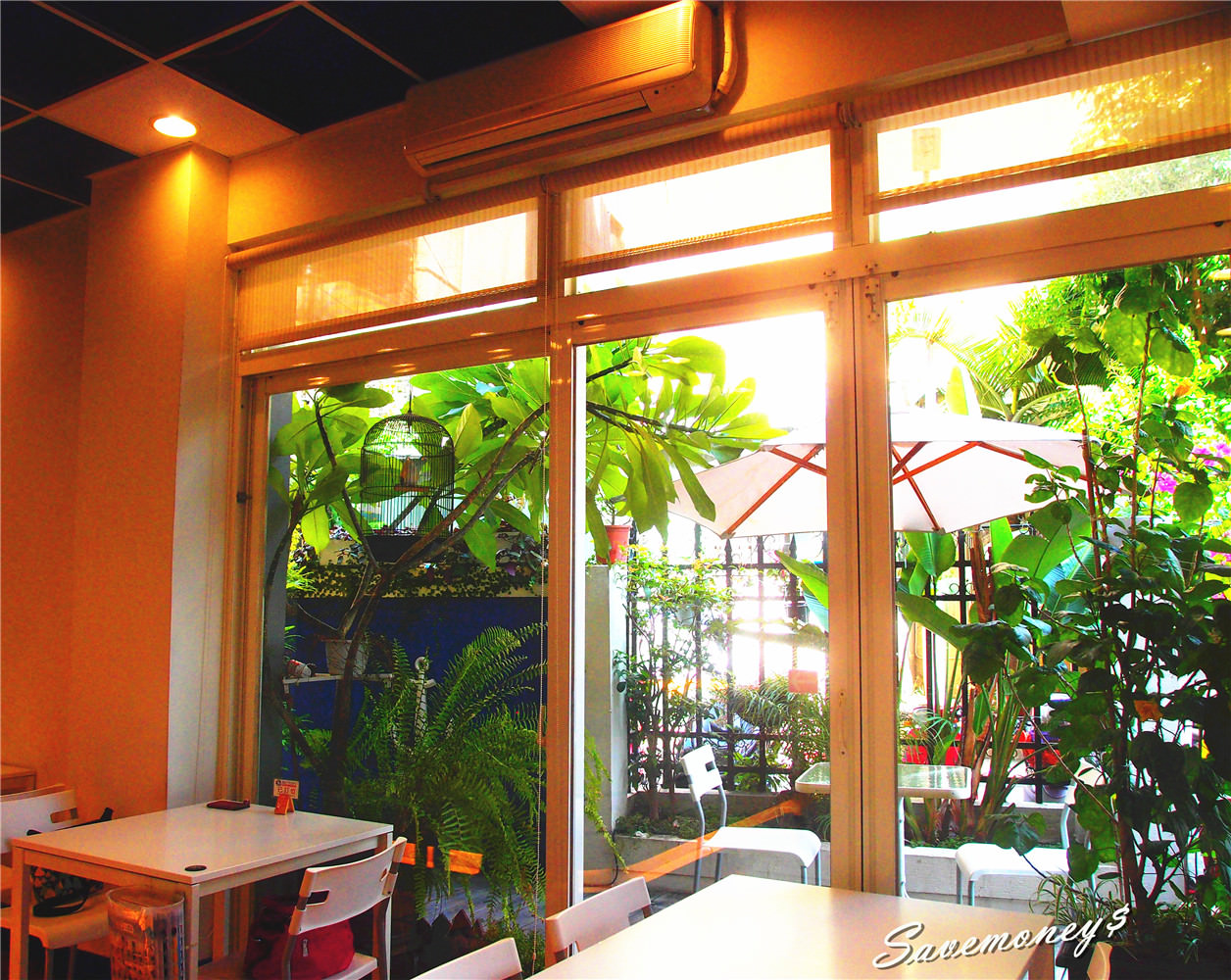 【台中早午餐】50米深嵐博館店~坐擁滿室的晨光與綠意,拍照打卡好地點