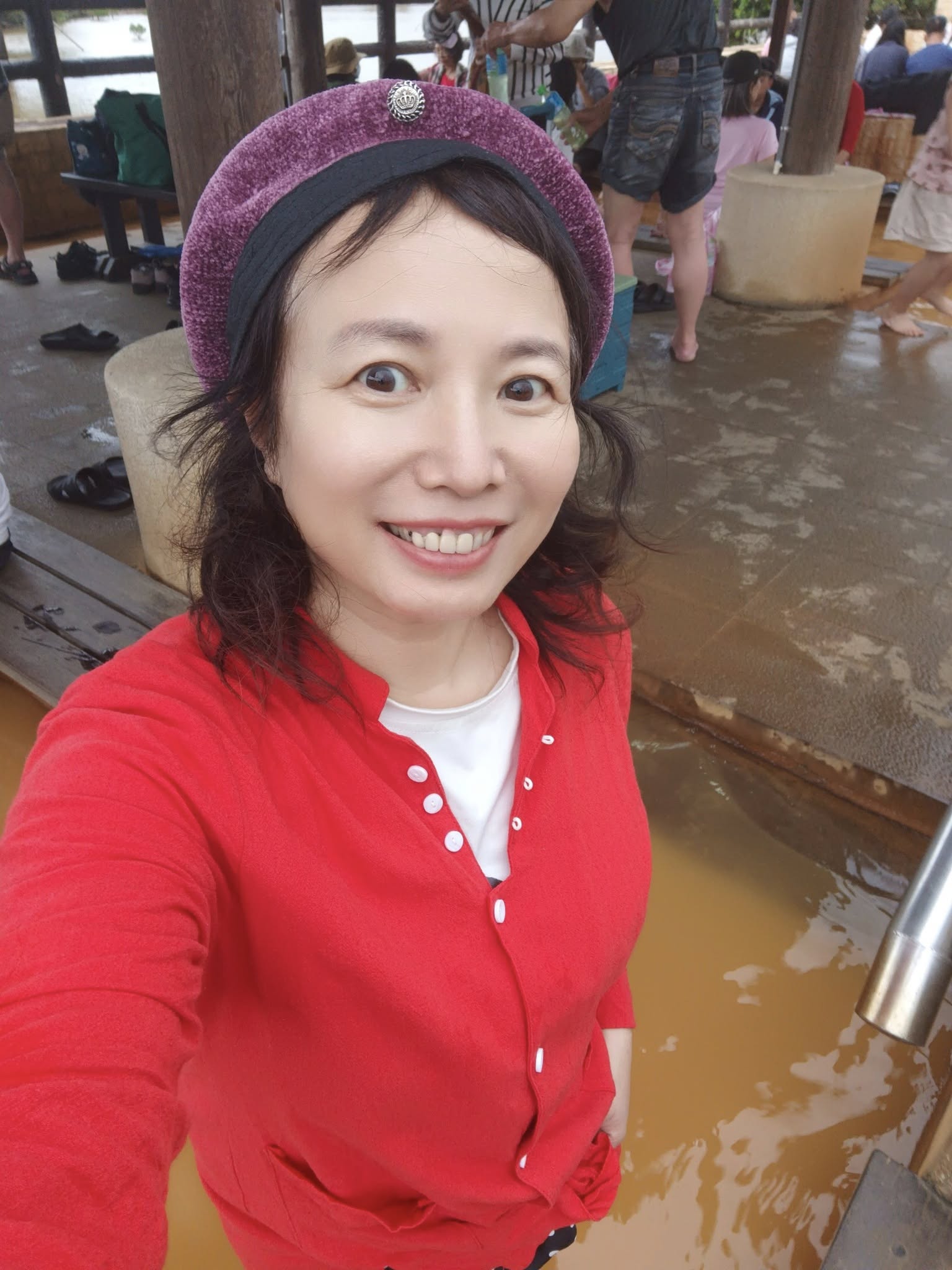 新北金山｜免費泡黃金湯的好去處:中山溫泉公園＆磺港公共浴池