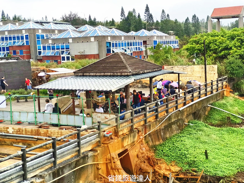 新北金山｜免費泡黃金湯的好去處:中山溫泉公園＆磺港公共浴池