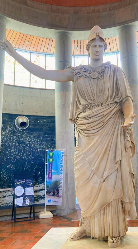 日本四國必訪|小豆島滿滿希臘風情,騎飛天掃把,變身魔女宅急便! 小豆島