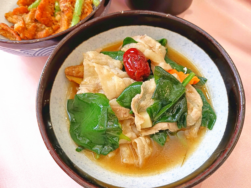 台中吃到飽|天地一家中餐廳,熱炒港點火鍋,美味又可爽吃2.5小時 天地一家吃到飽