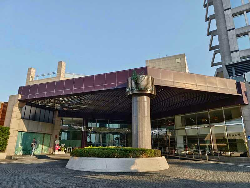 台中吃到飽|天地一家中餐廳,熱炒港點火鍋,美味又可爽吃2.5小時 清新溫泉飯店