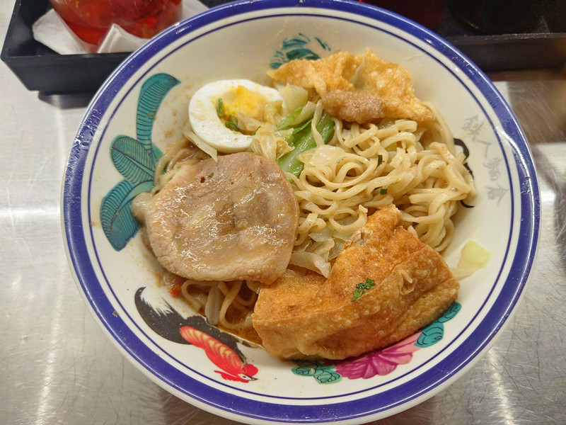 鉄人麵倉永興店