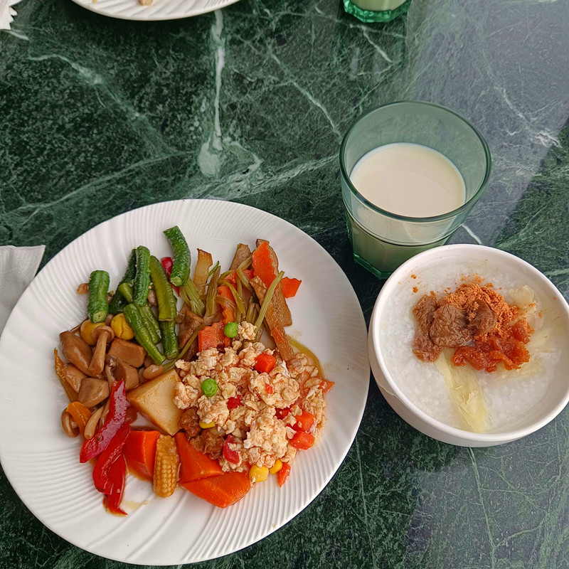 秝芯旅店駁二館