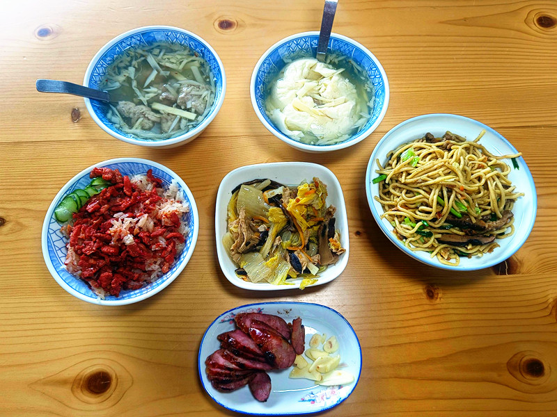 中國醫商圈美食｜檜來米糕,紅槽肉米糕的古早情懷與干貝蒸蛋湯的邂逅