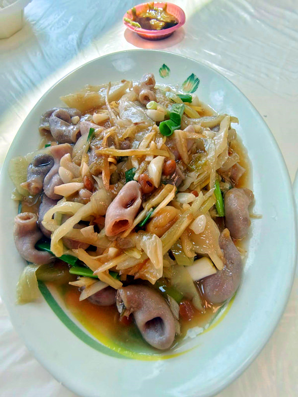 墾丁美食|恆春邱家生魚片:$100可爽吃20片生魚片,海鮮控必訪! 邱家生魚片